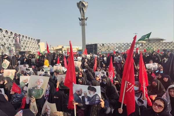 آیین بزرگداشت شهید همدانی در میدان امام حسین (ع) برگزار شد+ تصاویر