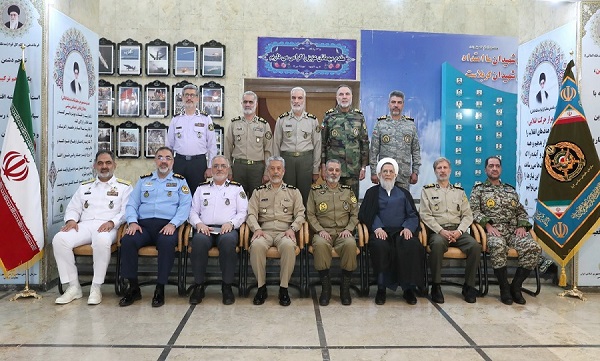 برگزاری نشست هماهنگی و هم افزایی فرماندهان و مسئولان عالی رتبه ارتش