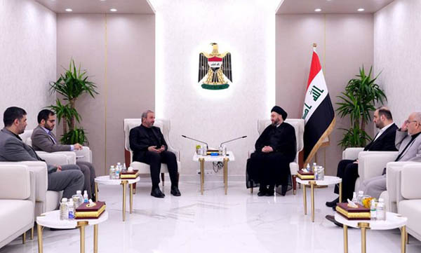 دیدار رهبر جریان حکمت ملی عراق با سفیر ایران در بغداد