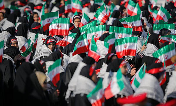 پرچم، خاک و انقلاب اسلامی، خطوط قرمز ملت ایران است