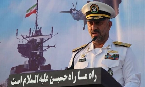 ایران اسلامی تکنولوژی کامل ساخت زیردریایی را در اختیار دارد/ آمریکایی‌ها رو به افول هستند