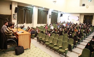 برگزاری کرسی آزاداندیشی با موضوع اغتشاشات اخیر در دانشگاه لرستان