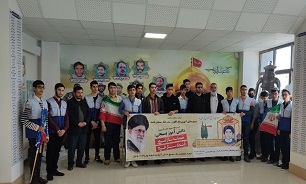 بازدید فرماندهان پیشگام دانش آموزی اردبیل از مرکز فرهنگی دفاع مقدس استان
