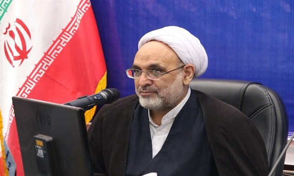 باید از همه فرصت‌ها برای خدمت عالمانه و صادقانه به مردم استفاده کنیم