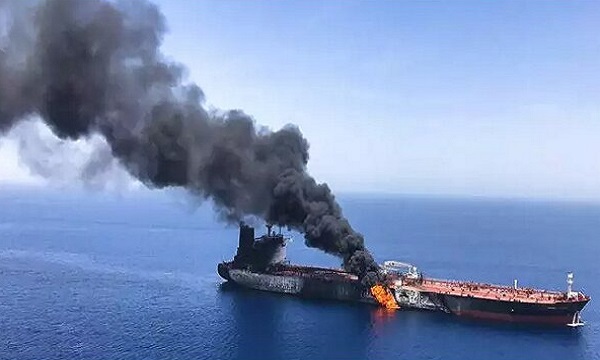 نفت‌کش رژیم صهیونیستی در دریای عمان هدف حمله پهپادی قرار گرفت