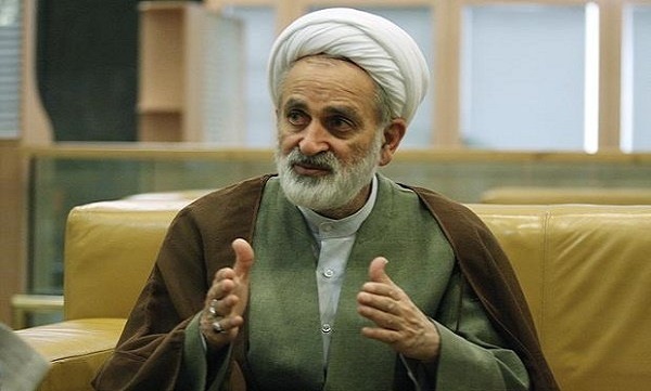 ملت ایران با وحدت توطئه‌های دشمن را خنثی می‌کند/ استکبار جهانی به نیات ناپاک خود نخواهد رسید