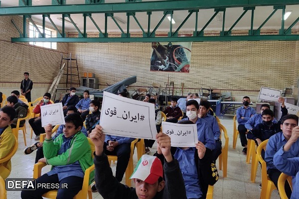 به صدا درآمدن «زنگ استکبارستیزی» در مدارس شهرستان نهاوند+تصاویر