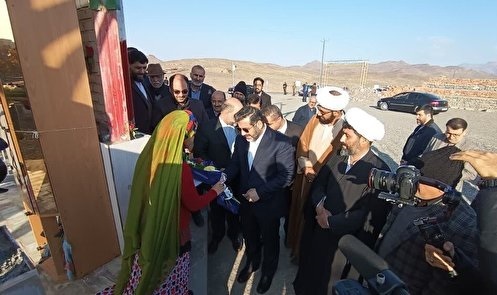 وزیر فرهنگ و ارشاد اسلامی وارد اردستان شد