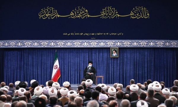 امام خامنه‌ای: اقتصاد نابسامان بر فرهنگ جامعه هم اثرگذار است