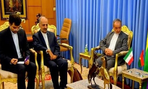 سفیر جدید ایران رونوشت استوارنامه خود را تقدیم وزیر خارجه بورکینافاسو کرد سفیر جدید ایران رونوشت استوارنامه خود را تقدیم وزیر خارجه بورکینافاسو کرد