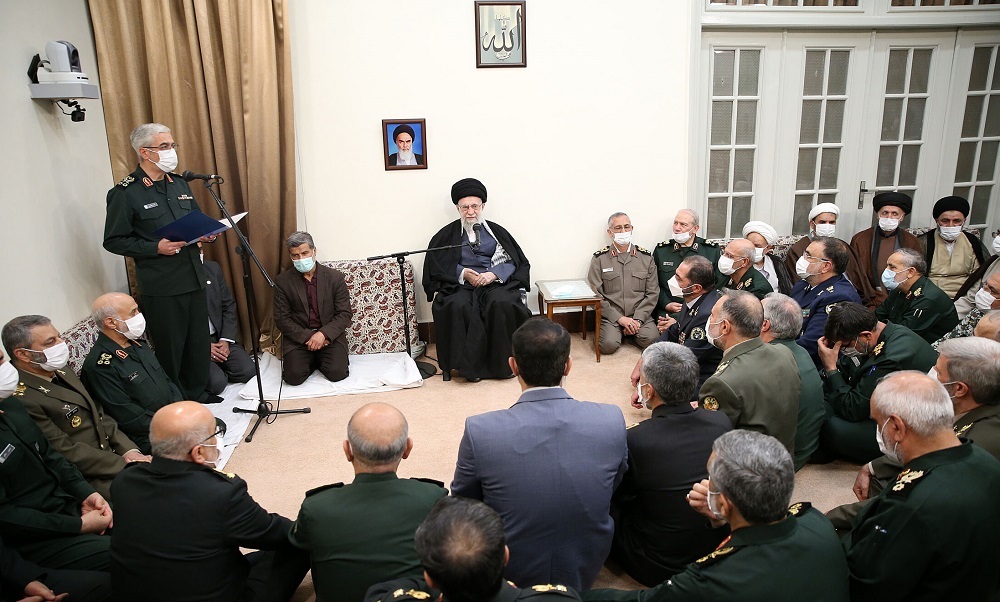 امام خامنه‌ای: هدف نهایی آمریکا در دو جنگ عراق و افغانستان، ایران اسلامی بود/ در هیچ مرحله‌ای نباید از مکر و طراحی دشمنان غافل شد
