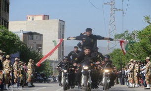 رژه موتوری روز ارتش در لرستان اجرا می‌شود