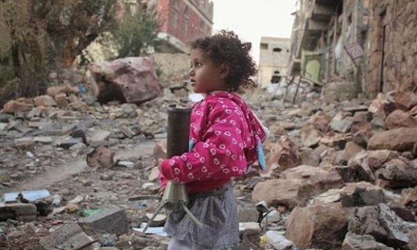 هر ۱۰ دقیقه یک کودک در یمن جان خود را از دست می‌دهد
