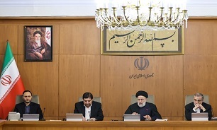 دستور رئیسی به مسئولان برای رسیدگی فوری و جدی به امور خانواده شهدای کرمان