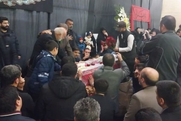 برگزاری مراسم وداع با دومین شهیده حادثه تروریستی کرمان در مشهدالرضا + تصاویر