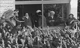 نسخه نجات‌بخش ایران؛ بازگشت به سیره امامین انقلاب در مواجهه با مردم