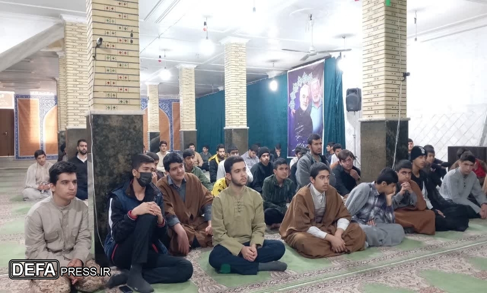 برگزاری نشست تخصصی و روشنگری در مدرسه علمیه امام علی ابن موسی الرضا (ع) در یاسوج +تصاویر