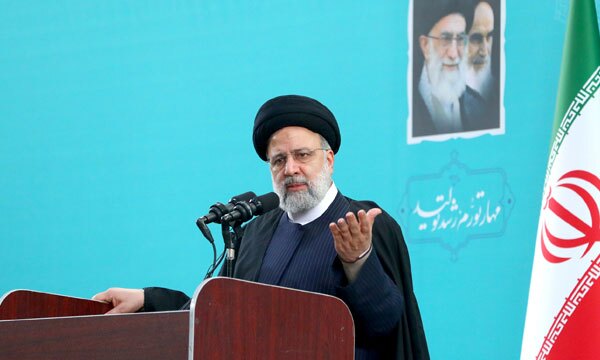 رئیس‌جمهور: از کار جهادی باز نخواهیم ایستاد/ ایجاد امید در دل مردم وظیفه مسئولان است/ امروز می‌توان ایران را یک کشور پیشرفته و فناور دانست