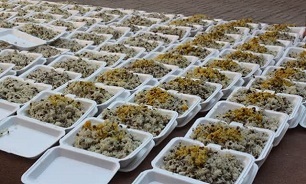 توزیع بیش از ۱۱۰۰ پرس غذای گرم به کرامت‌مندان تربت جامی