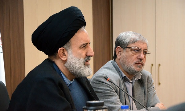 کارهای خدماتی بنیاد شهید و امور ایثارگران نیز باید بار فرهنگی داشته باشد