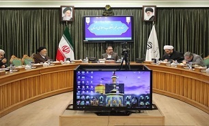 دفاع مقدس در عرصه اقتصاد تداوم دارد/ انقلاب اسلامی به مردم ایران هویت بخشید