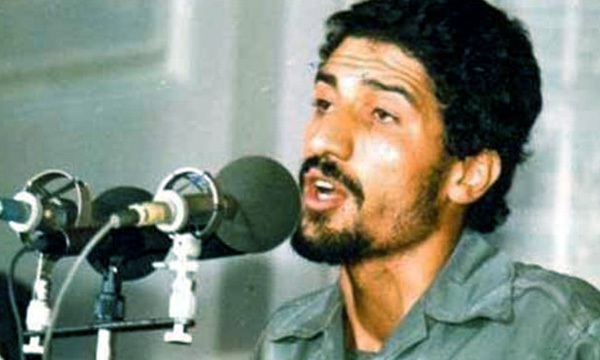 کتاب «حماسه‌خوان خمینی»؛ روایتی از رزمندگی تا مداحی حاج صادق آهنگران