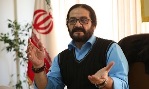 «یار دبستانی من» برای شهداست/ به آینده ایران امیدوارم