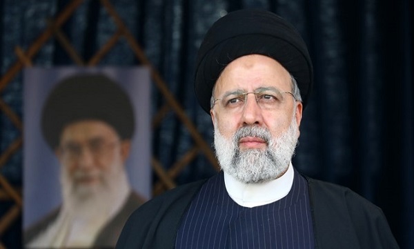 رئیس‌جمهور: امروز دیگر گزینه نظامی روی میز دشمنان ایران نیست
