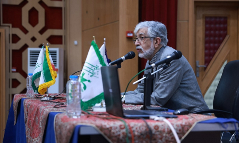قدردانی رئیس بنیاد سعدی از مدیرعامل موزه ملی انقلاب اسلامی و دفاع مقدس