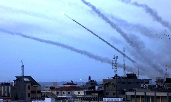 شهادت ۲۸ فلسطینی در خان‌یونس در ۲۴ ساعت گذشته/ حمله موشکی حزب‌الله لبنان به سرویس‌های جاسوسی صهیونیستی