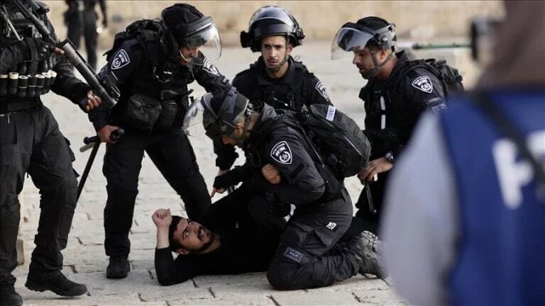 بازداشت ۷۵۰۰ فلسطینی در کرانه باختری از ابتدای طوفان الاقصی/ انتقال پیکر ۴۷ شهید فلسطینی به غزه