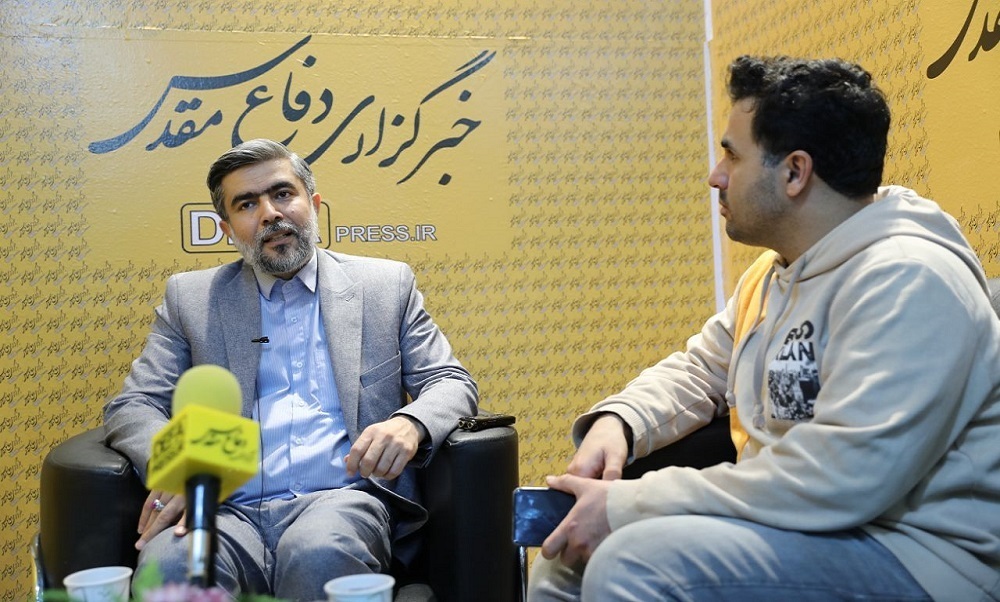 میهمانان خبرگزاری دفاع مقدس در دومین روز نمایشگاه رسانه‌های ایران