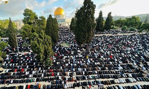 برگزاری باشکوه نماز عید فطر در مسجدالاقصی با حضور ۲۵۰هزار فلسطینی