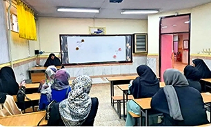 مادران، ماموریتی الهی در پرورش انسان‌های با اخلاق دارند