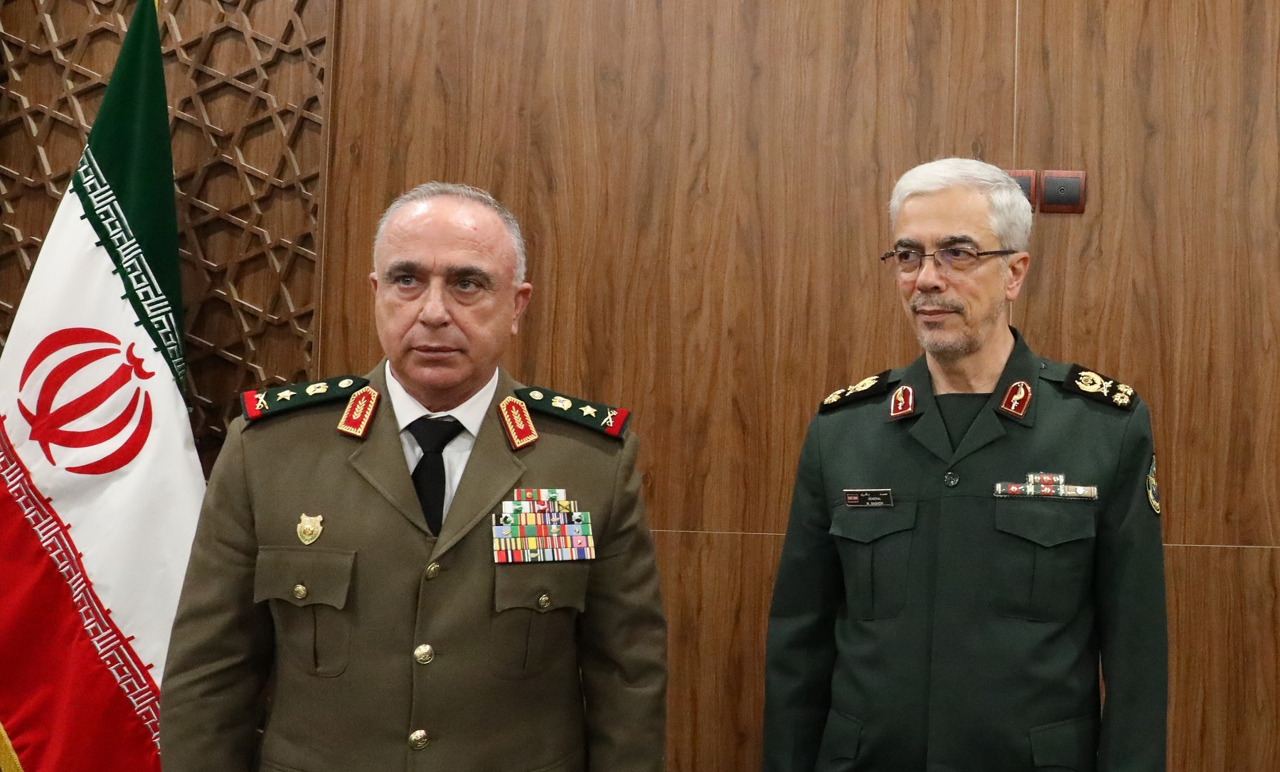 رئیس ستاد کل ارتش سوریه : می‌توانیم با همکاری ایران سلطه کشور‌های امپریالیستی را تسریع ببخشیم
