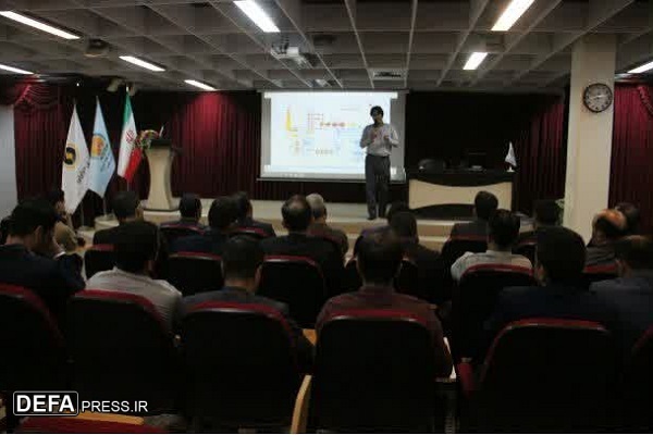 دانشجویان دافوس ارتش جمهوری اسلامی ایران از نیروگاه نکا بازدید کردند+ تصاویر