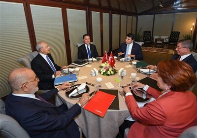کاظمی: تغییر سیاست خارجی ترکیه در مسیر همگرایی منطقه‌ای ضروری است