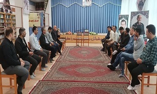 بازدید کارکنان فرماندهی انتظامی شهرستان اردبیل از مرکز فرهنگی دفاع مقدس استان