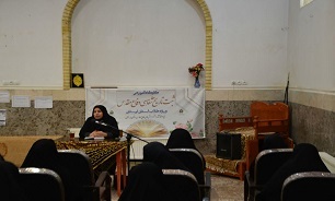 کارگاه تاریخ شفاهی ویژه خواهران طلبه در خرم آباد برگزار شد