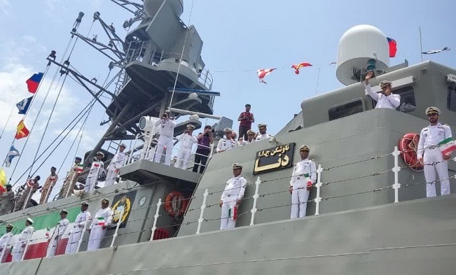 آیین رسمی استقبال از ناوگره ۸۶ نیروی دریایی ارتش برگزار شد