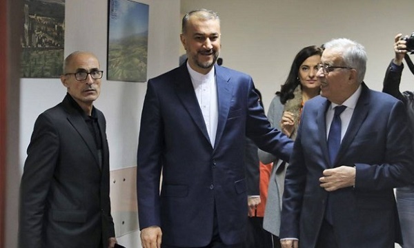 وزیر امور خارجه جمهوری اسلامی ایران با وزیر خارجه لبنان دیدار کرد