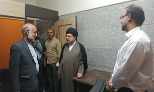 ادای دین هیات قضایی استان فارس به خانواده سه شهیدی «شبیری»