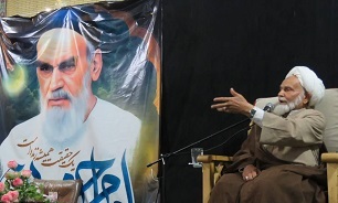 امام خمینی(ره) شخصیتی جامع‌نگر و حکیمی دوراندیش بود