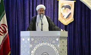 مسئولین با کار جهادی می‌توانند ایمان و امید را در جامعه پمپاژ کنند