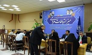 ارائه خدمت به ۶۳۰ نفر از هموطنان در میز ارتباطات مردمی وزارت بهداشت در تبریز
