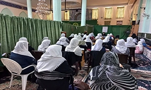 نشست معرفتی انس با قرآن در کرج برگزار شد
