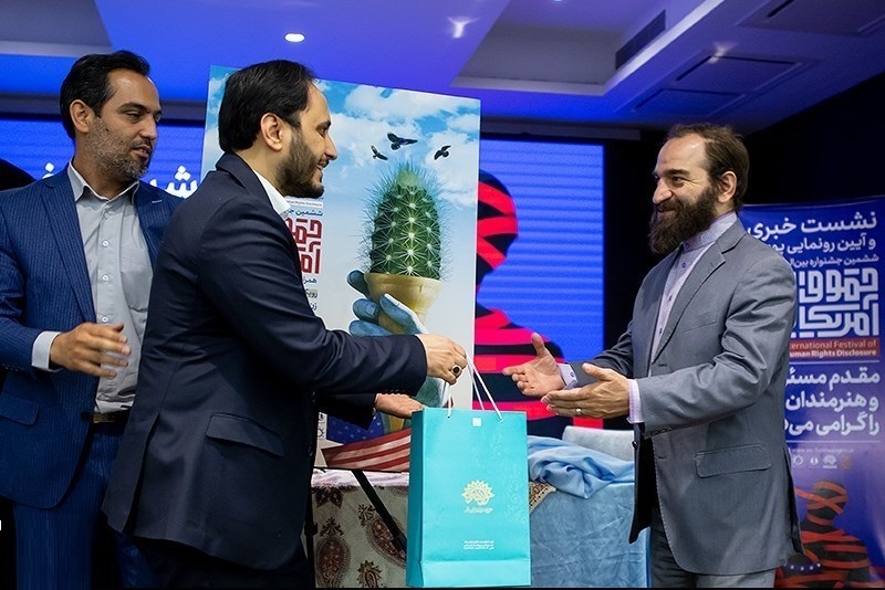 زن در آینه حقوق بشر آمریکایی محور جشنواره افشای حقوق بشر/ جشنواره گستره بین‌المللی پیدا می‌کند