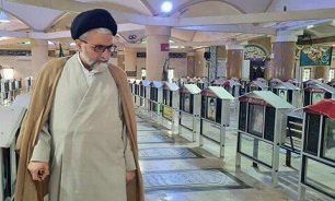 وزیر اطلاعات به مقام شامخ شهدا ادای احترام کرد