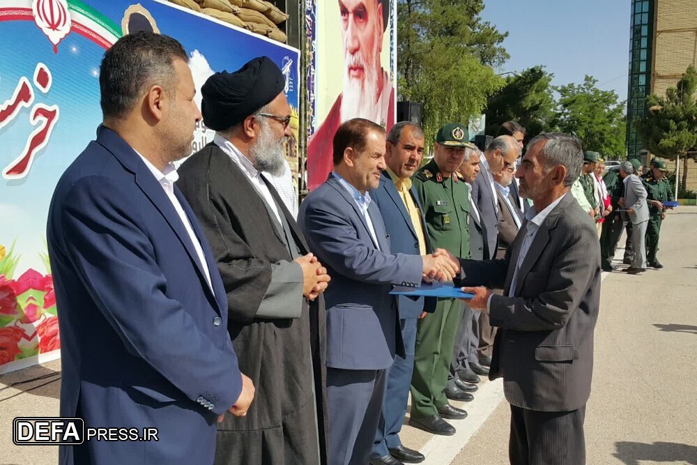 تجلیل از خانواده‌ها شهدا و رزمندگان عملیات «الی بیت‌المقدس» در یاسوج