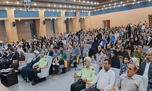 ما با روحیه همچون رئیس علی دلواری توانستیم دشمن را شکست بدهیم
